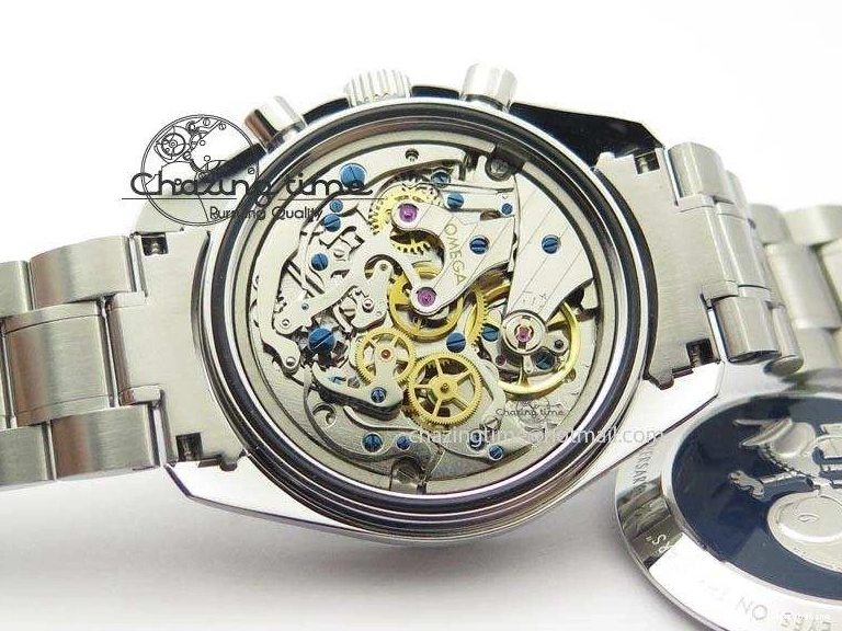 0516 Efficient Speedmaster JHF SS Snoopy Award 45th Anniversary White dial On SS Bracelet 8239